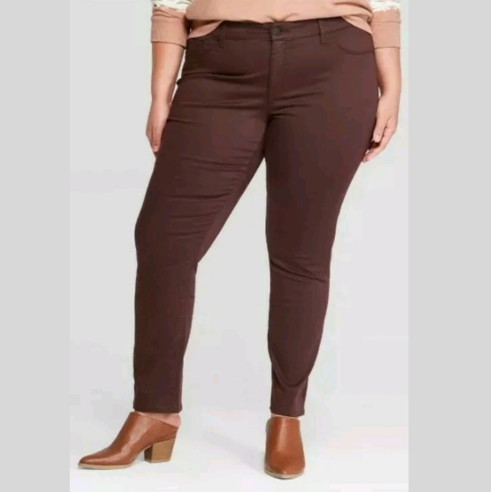 Universal Thread High Rise Jeggings Burgundy Plus Size 24W NWT